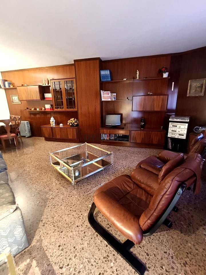 Living room of Flat for sale in Mora de Rubielos  with Terrace and Furnished
