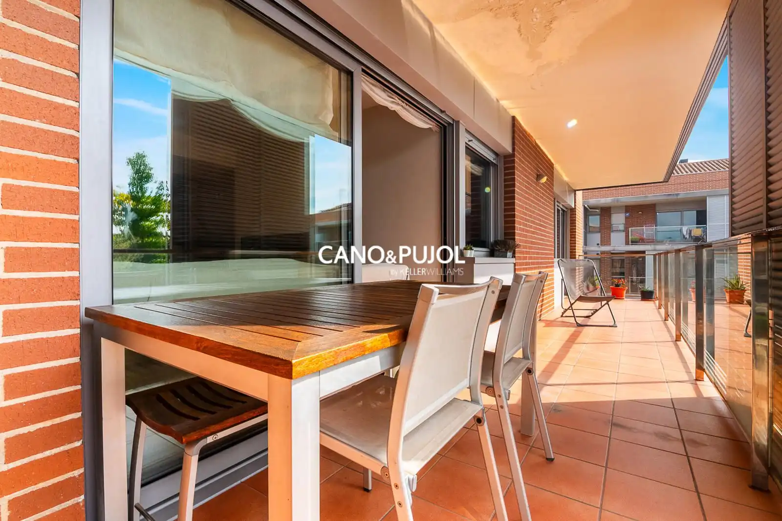 Terrace of Flat for sale in Sant Cugat del Vallès  with Heating, Terrace and Storage room