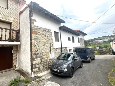 Xalet amb balcó en venda a Barrio Ontón 54A