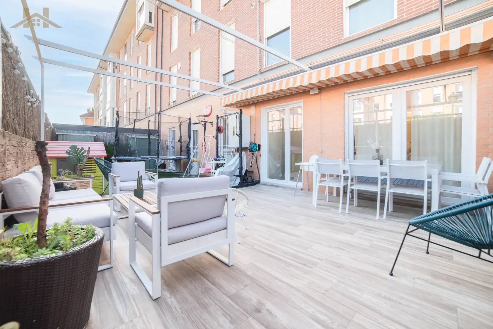 Terraza de Piso en venta en Arroyomolinos (Madrid) con Aire acondicionado, Calefacción y Jardín privado