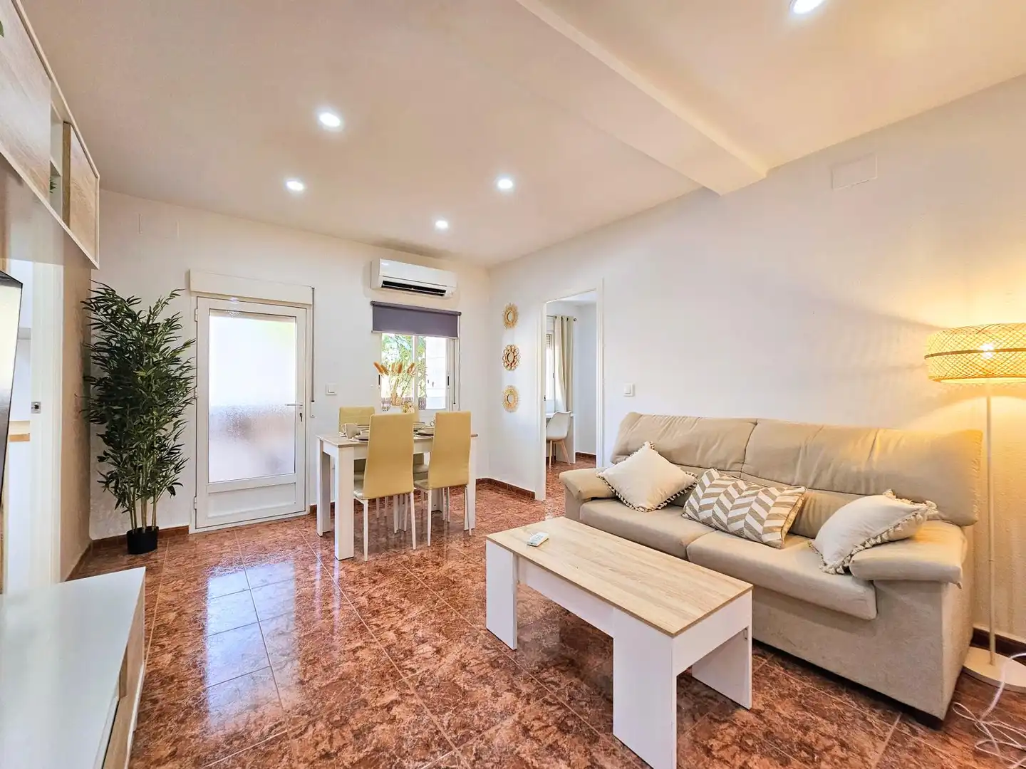 Sala de estar de Piso de alquiler en Cartagena con Aire acondicionado, Calefacción y Terraza