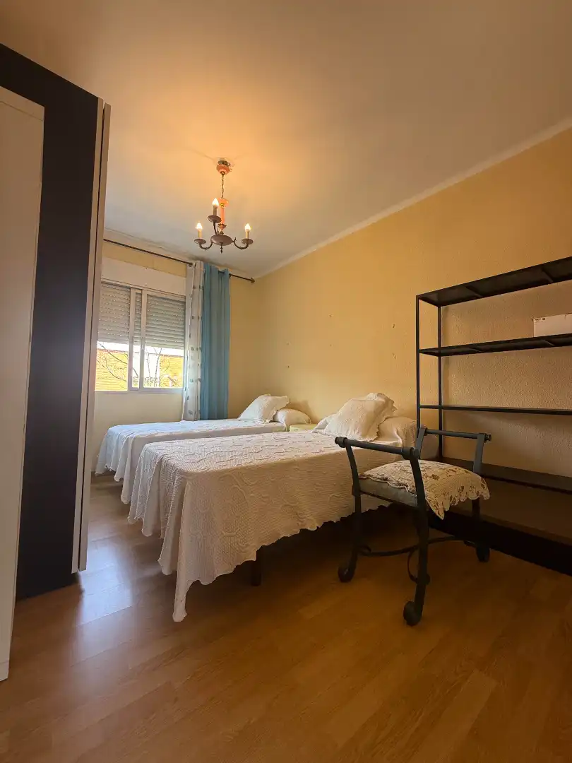 Piso en venta en Calle del Puerto de Alsasua, Palomeras Bajas