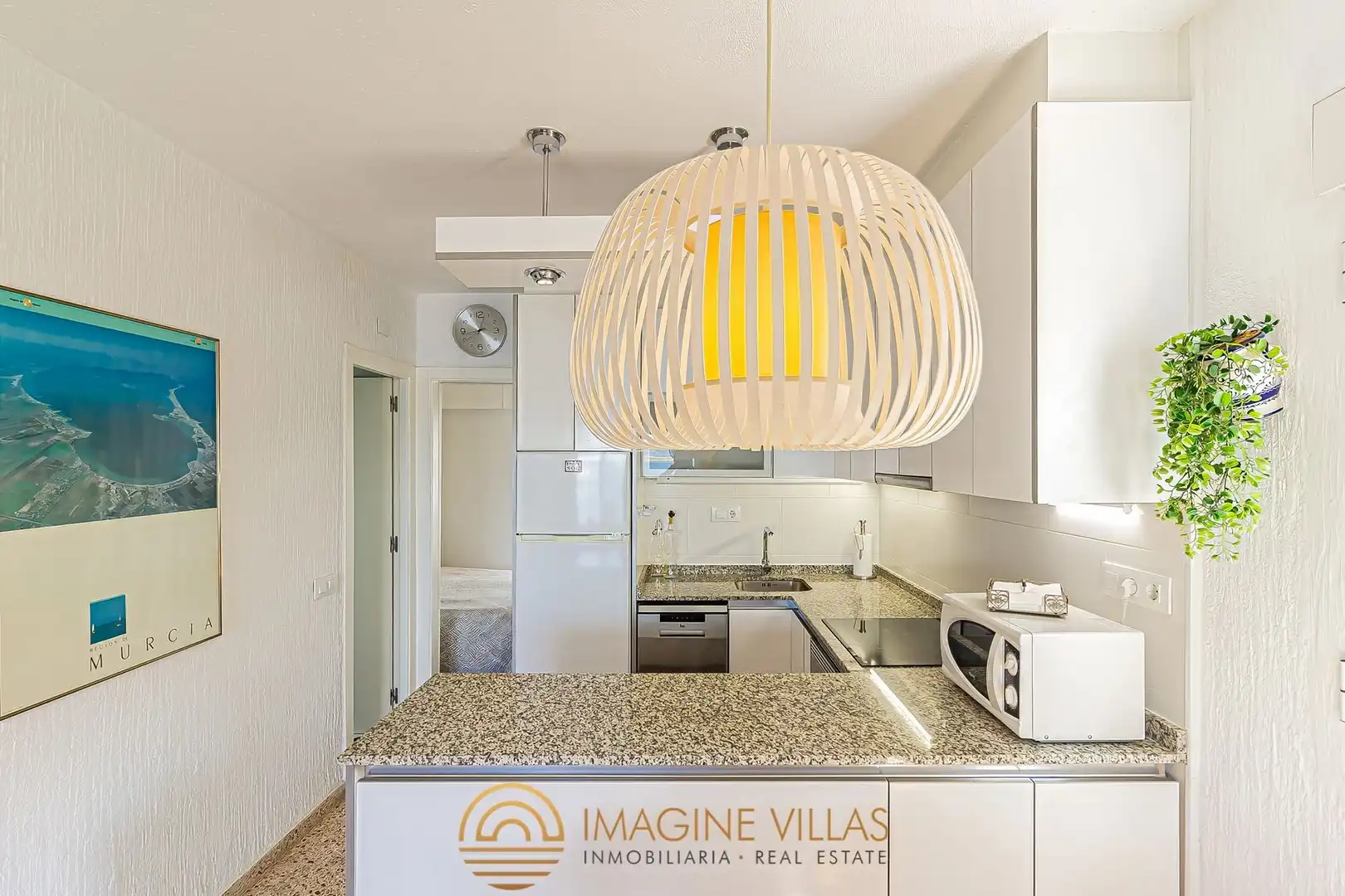 Cocina de Apartamento en venta en La Manga del Mar Menor con Amueblado y Piscina comunitaria