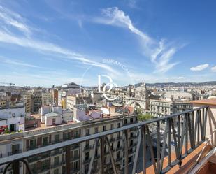 Exterior view of Attic for sale in  Barcelona Capital  with Terrace