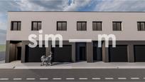 Exterior view of House or chalet for sale in Manlleu  with Heating, Private garden and Terrace