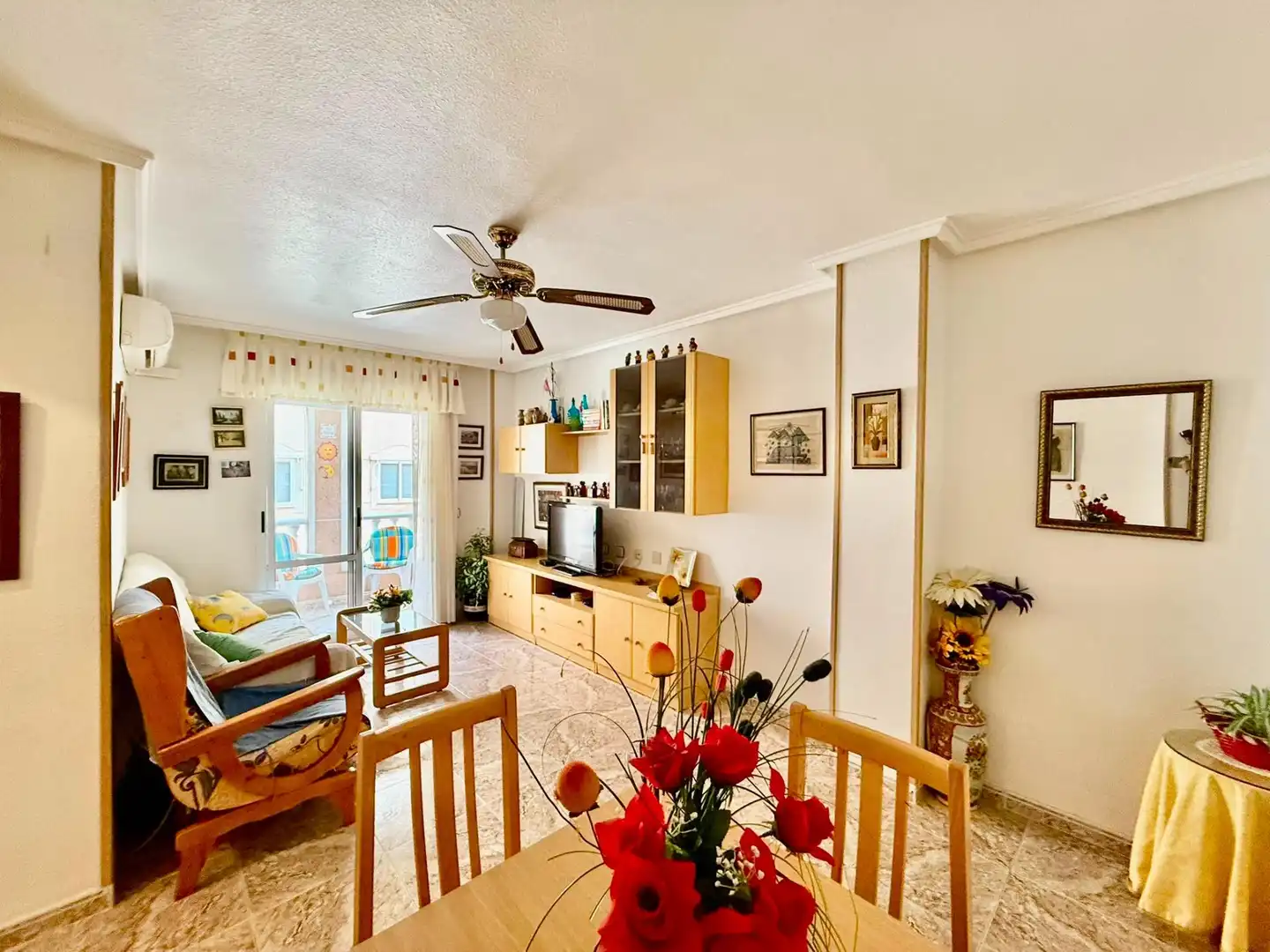 Apartment with lift for sale in Avenida PINOSO DE 12