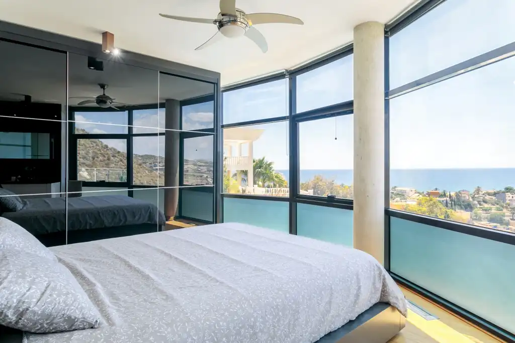 Bedroom of Houses for sale in El Campello  with Air Conditioner, Private garden and Swimming Pool