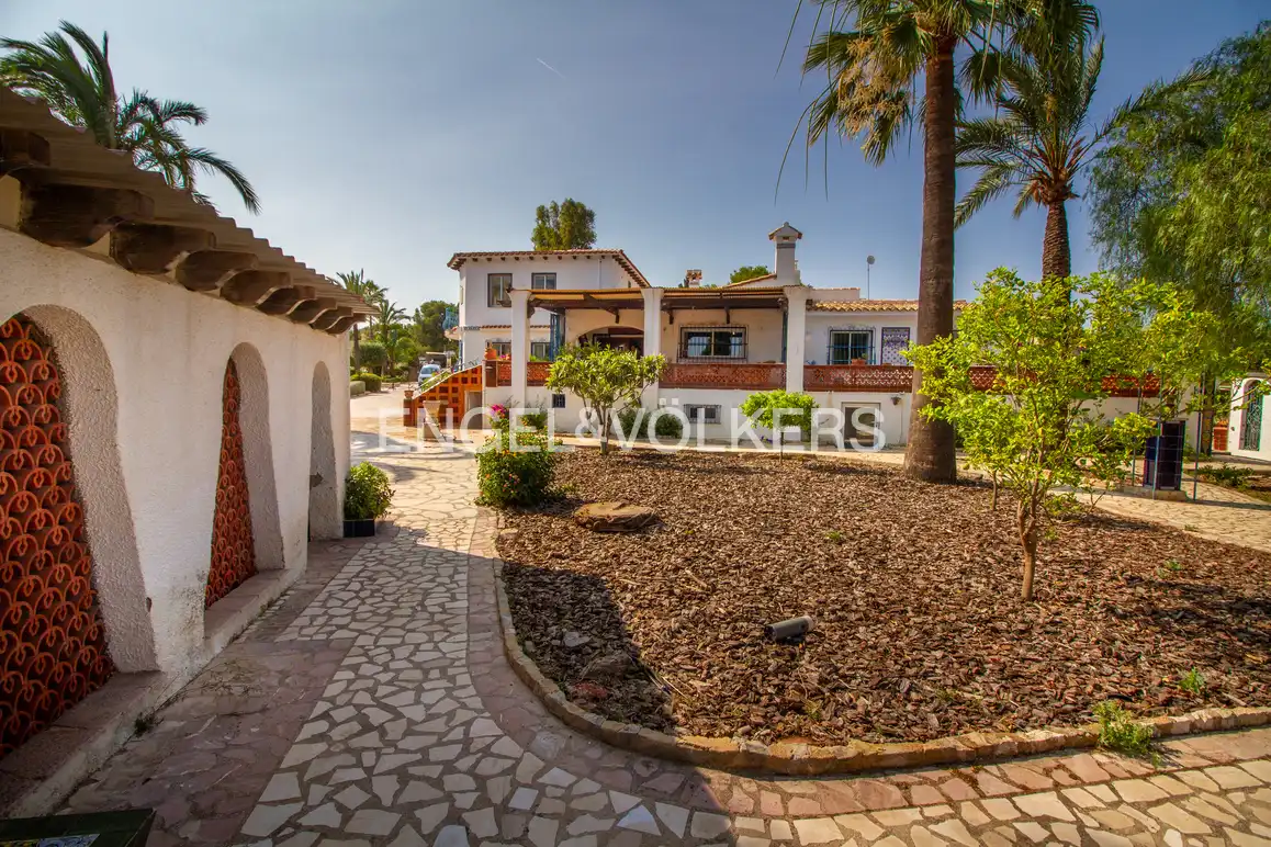Casa con piscina en venta en Pueblo - Urbanizaciones, imagen 22