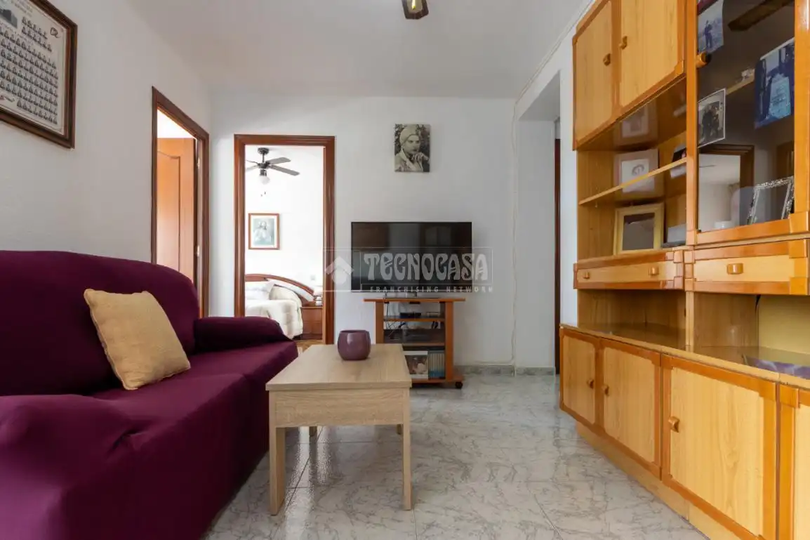 Sala d'estar de Pis en venda en Tarragona amb Aire condicionat i Moblat