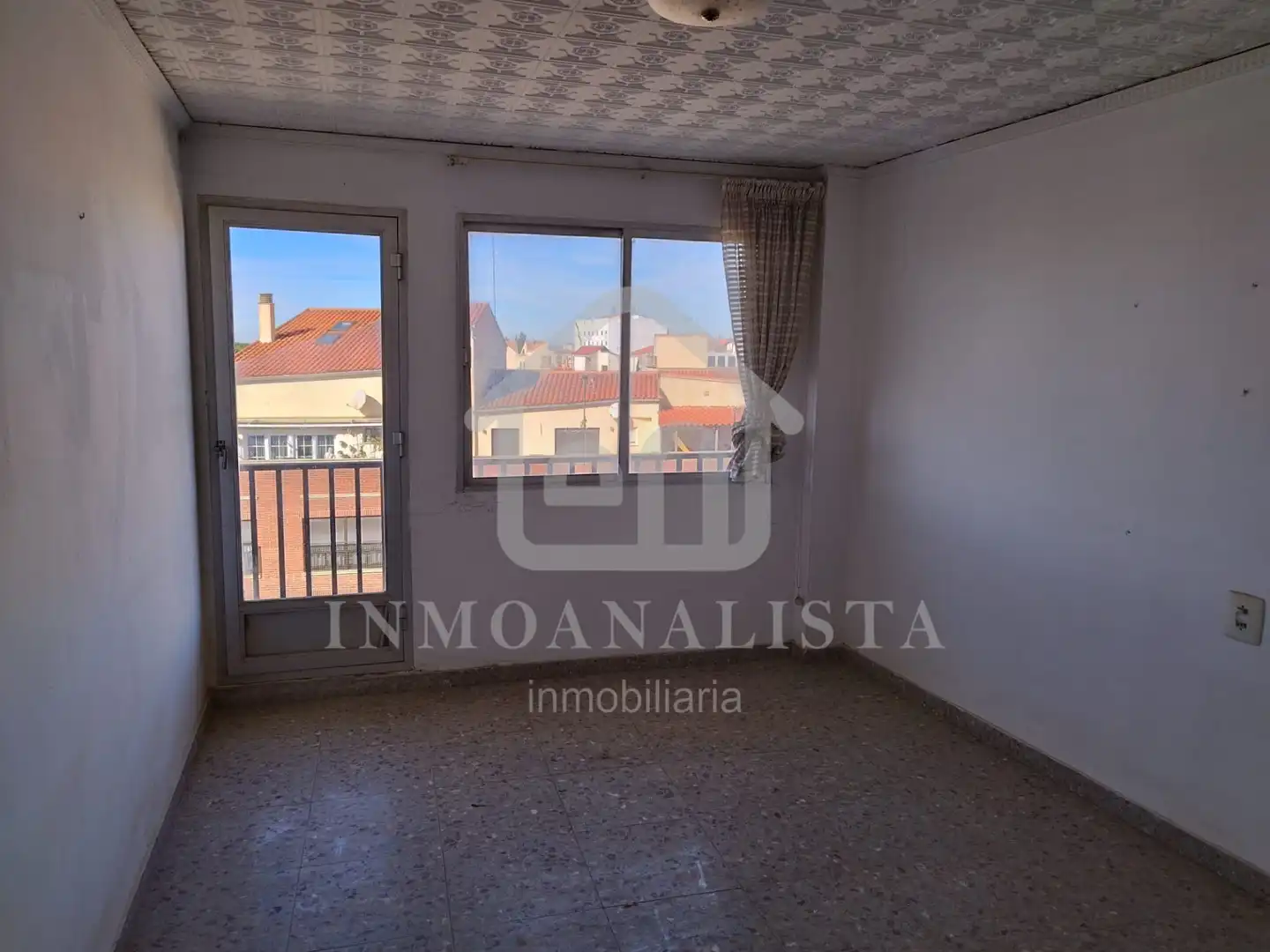 Bedroom of Houses for sale in Requena  with Terrace and Balcony