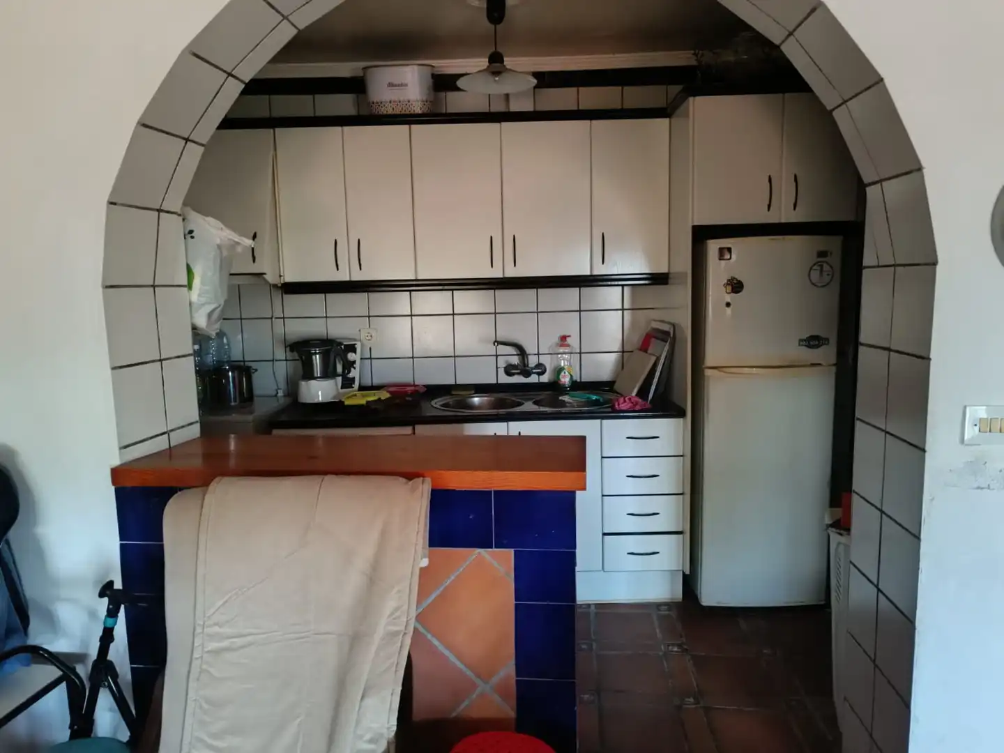 Cuina de Finca rústica en venda en Motril amb Moblat