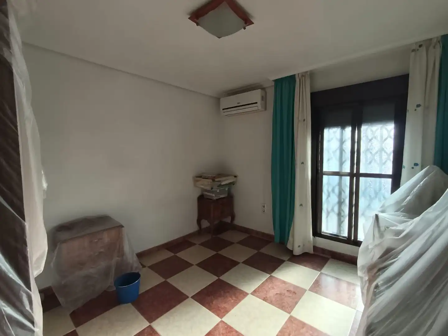 Casa o xalet en venda a Poniente-Norte - Miralbaida - Parque Azahara