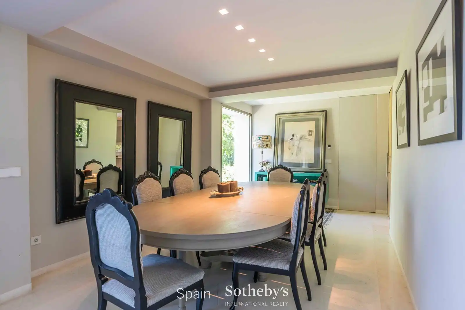 Comedor de Casa adosada en venta en Madrid con Aire acondicionado, Calefacción y Jardín privado