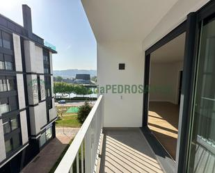 Terrassa de Apartament de lloguer en Pontevedra Capital  amb Calefacció i Traster