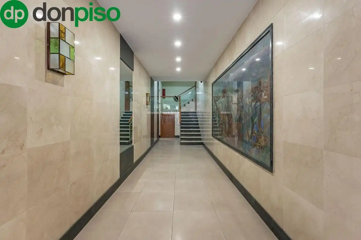 Flat for sale in Granada  with Heating and Balcony