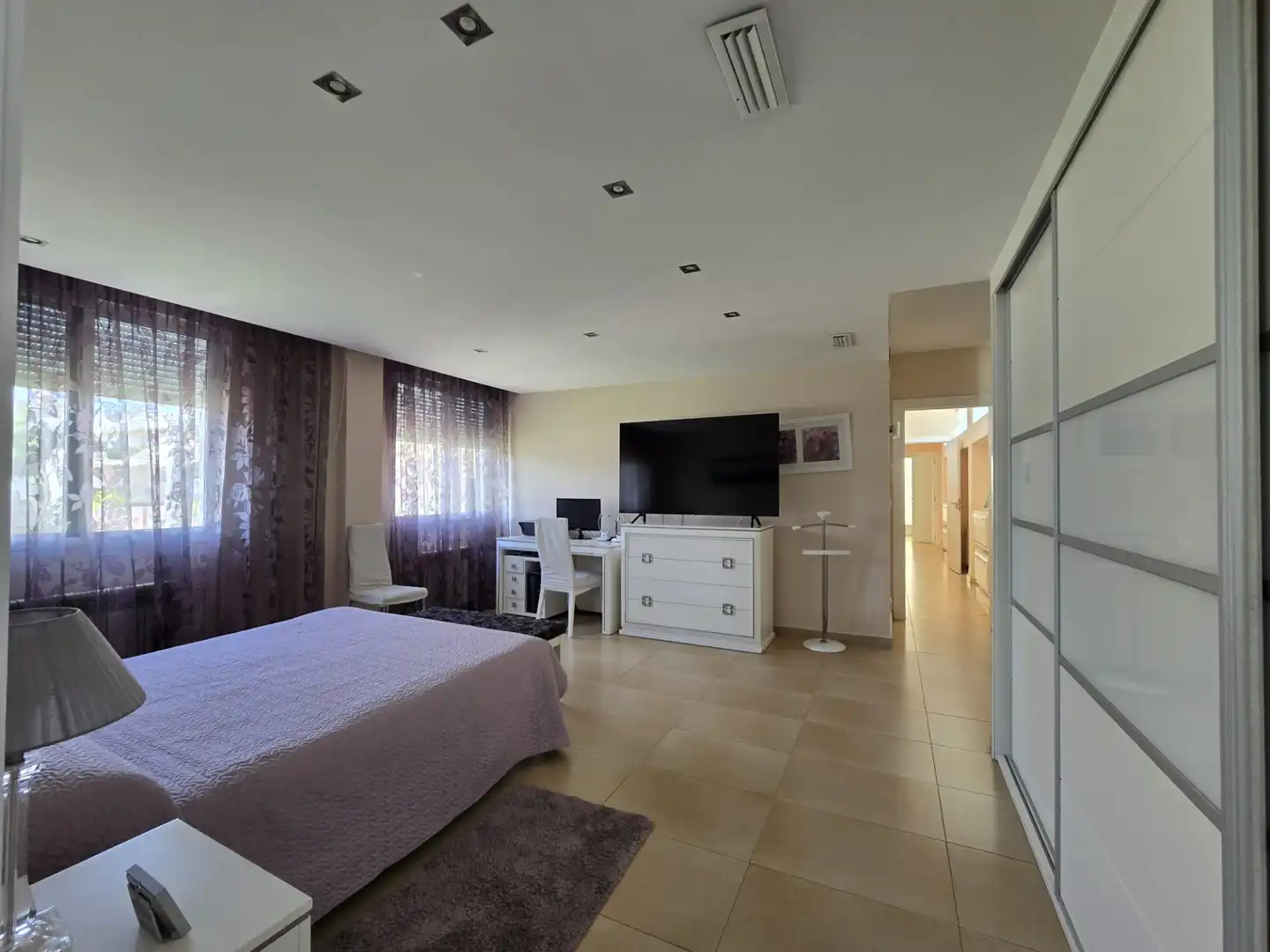Dormitori de Casa o xalet en venda en Castellón de la Plana / Castelló de la Plana amb Aire condicionat, Calefacció i Jardí privat