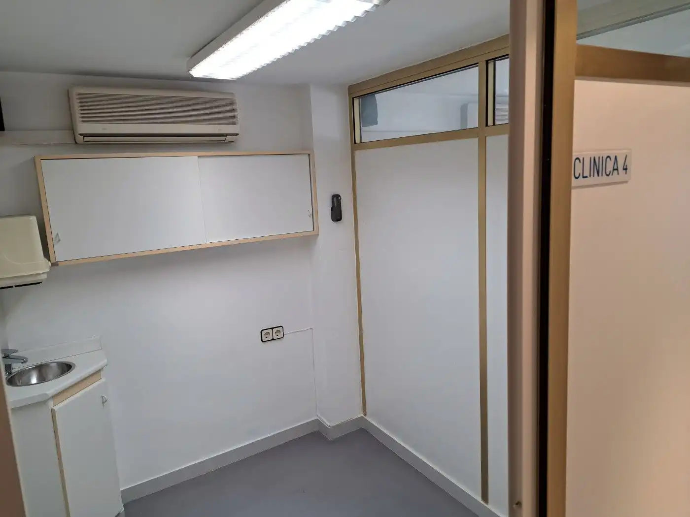Local comercial en venda a Canovelles, imagen 17