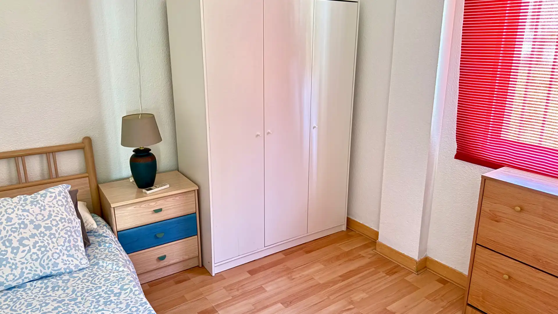 Habitación de Piso de alquiler en Málaga con Aire acondicionado, Terraza y Amueblado