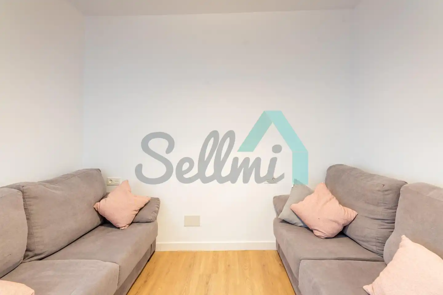 Flat for rent in De Gloria Fuertes, Masip
