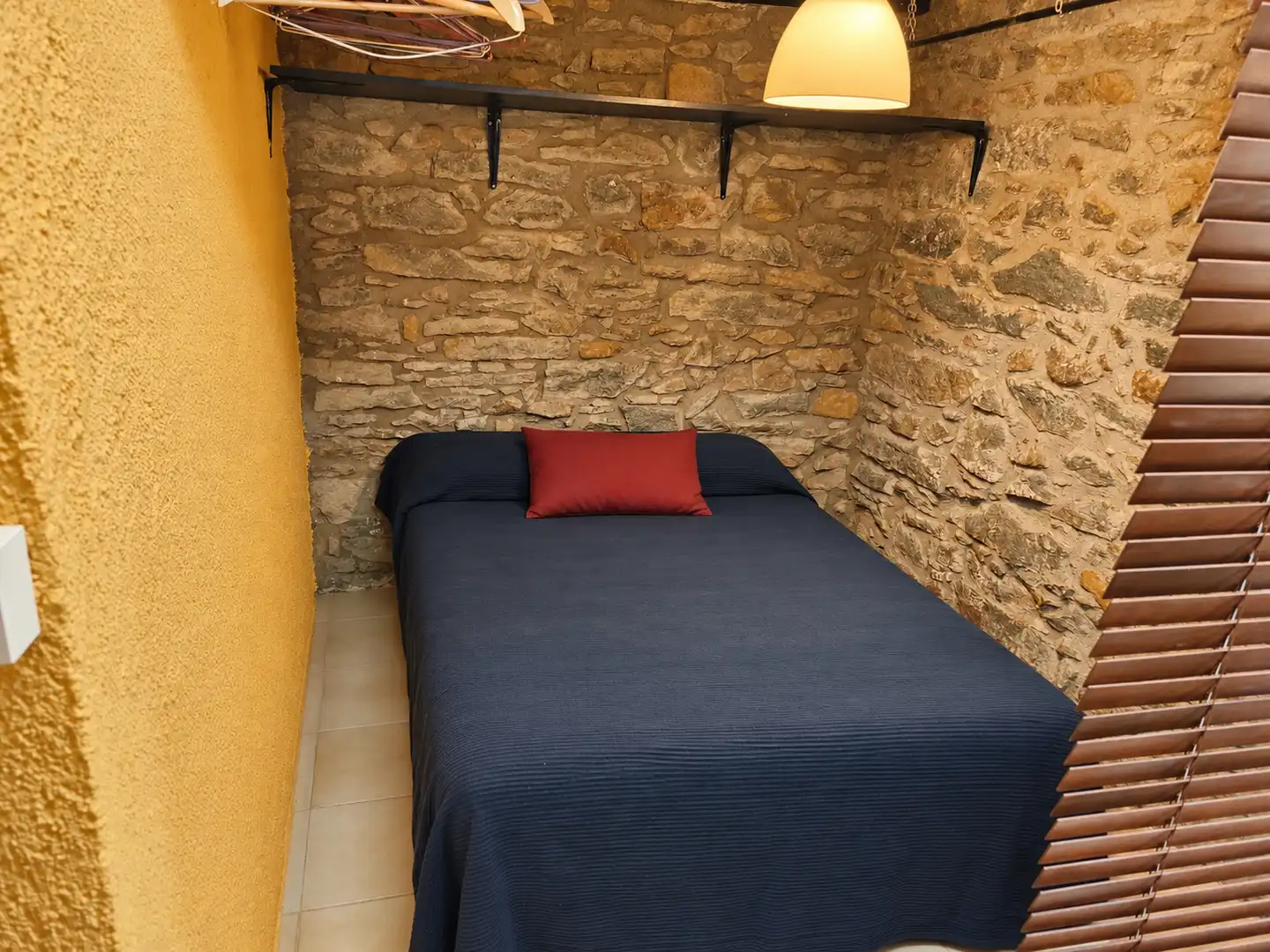 Dormitori de Casa o xalet en venda en Rupit i Pruit amb Calefacció, Terrassa i Moblat
