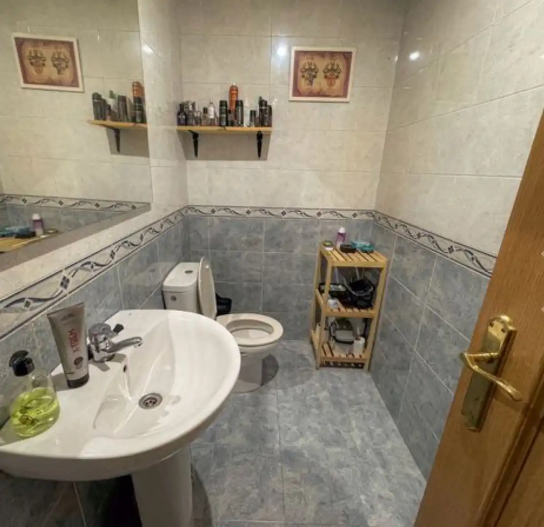 Badezimmer von Wohnung zum Verkauf in Miguelturra mit Gemeinschaftspool