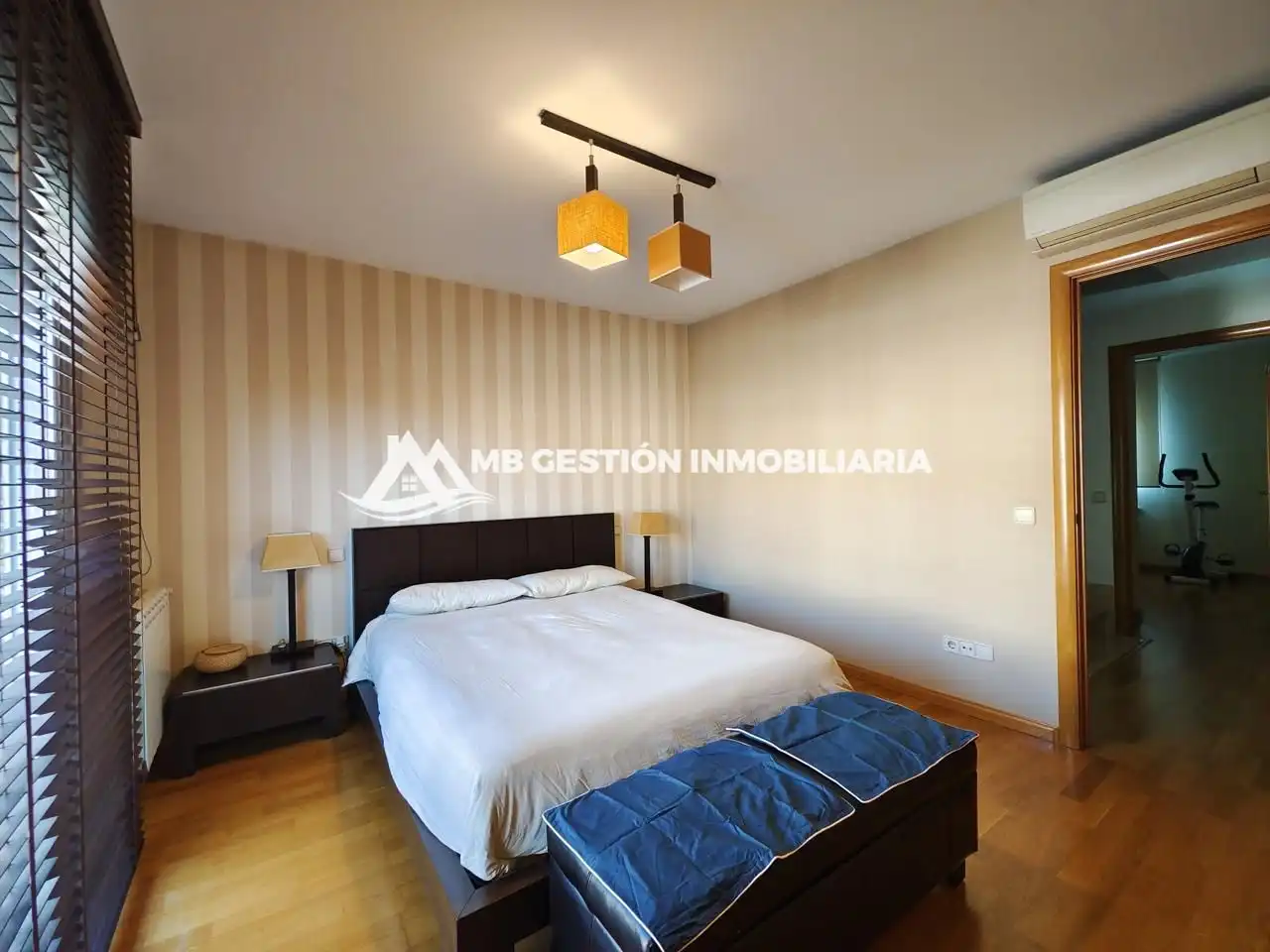 Detached homes for sale in Calle de Luarca, La Serna