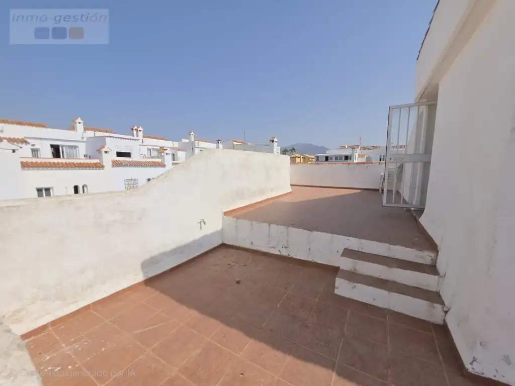 Terrassa de Casa adosada en venda en Casares