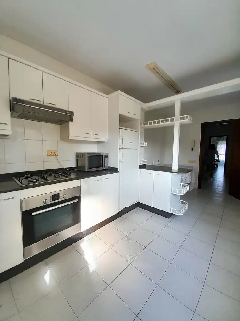 Küche von Wohnung zum Verkauf in Boiro mit Möbliert und Balkon