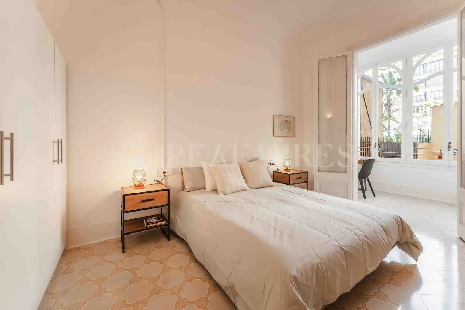 Habitación de Piso de alquiler en Barcelona con Aire acondicionado, Calefacción y Amueblado