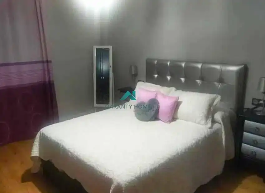 Schlafzimmer von Wohnung zum Verkauf in Torredelcampo mit Klimaanlage, Heizung und Schwimmbad