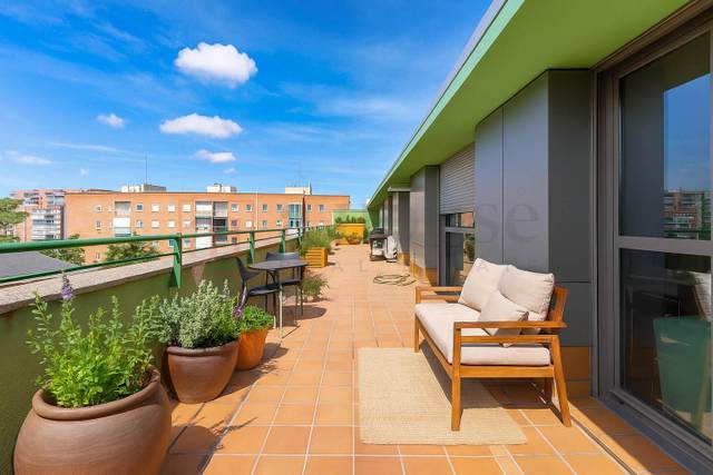 Ático en Venta en Calle Roberto Domingo en Guindalera