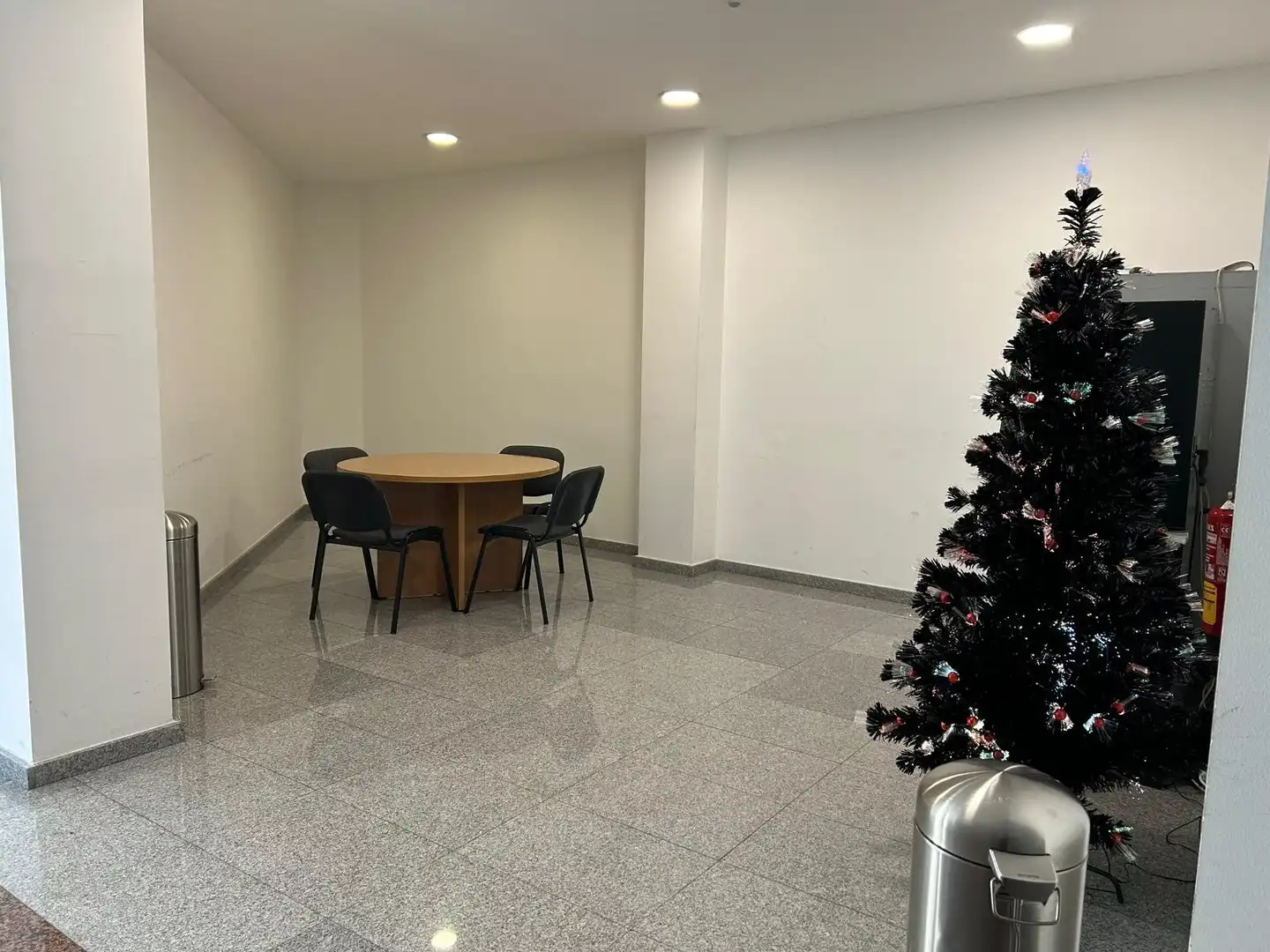 Gewerbefläche zum Verkauf in Calle Osca, imagen 7
