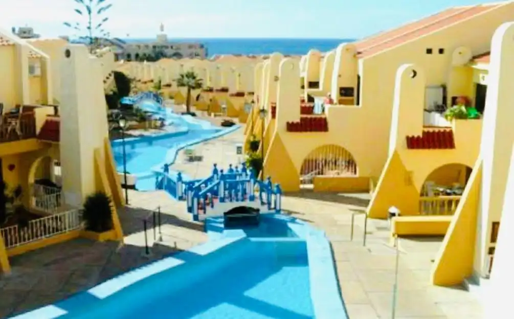 Bajo con piscina en venta en Avenida Ernesto Sarti, imagen 20