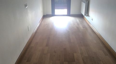 Foto 2 de Apartament en venda a Alberite, La Rioja