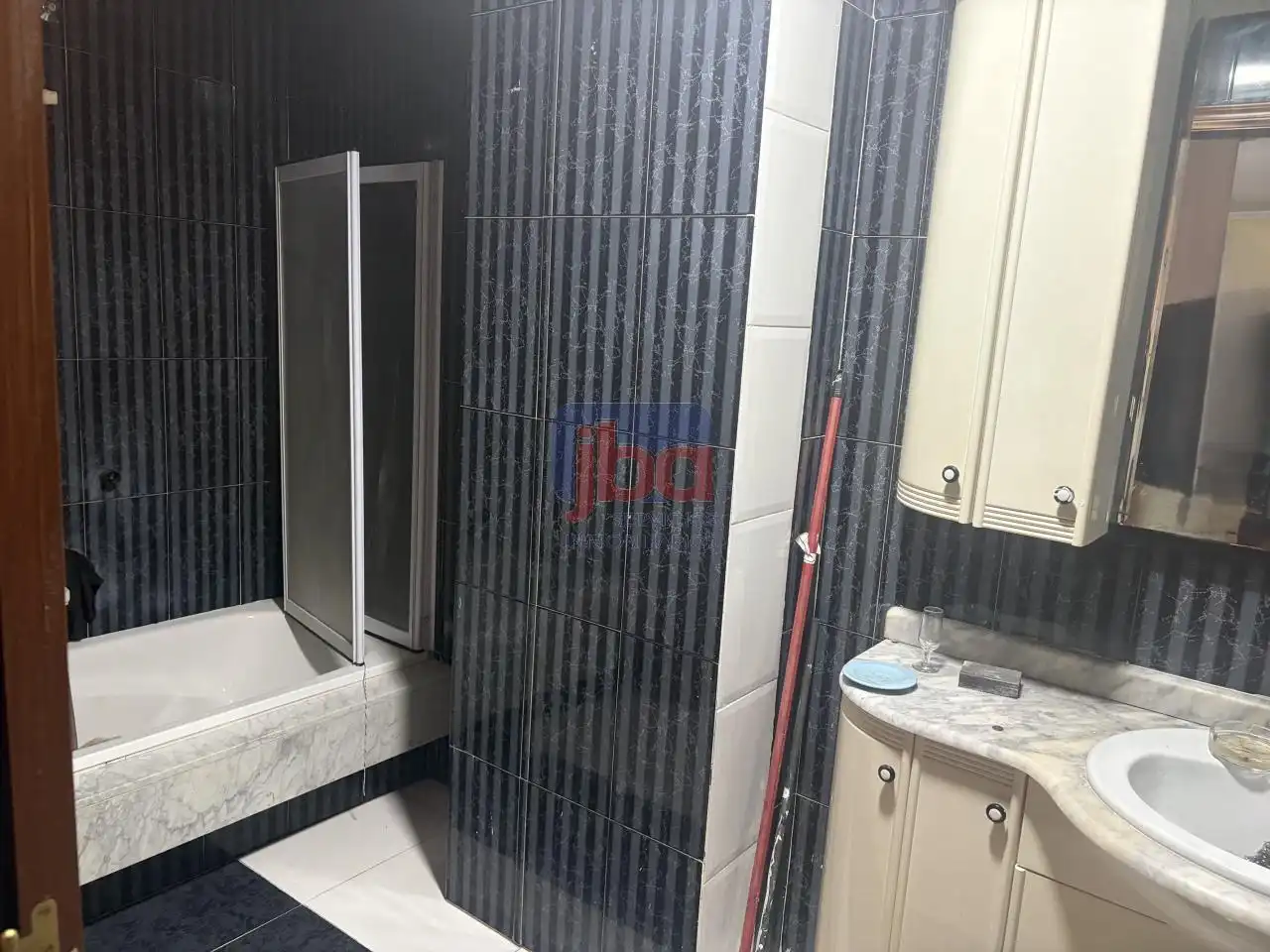 Flat with terrace to rent in Ramón Puga, imagen 5