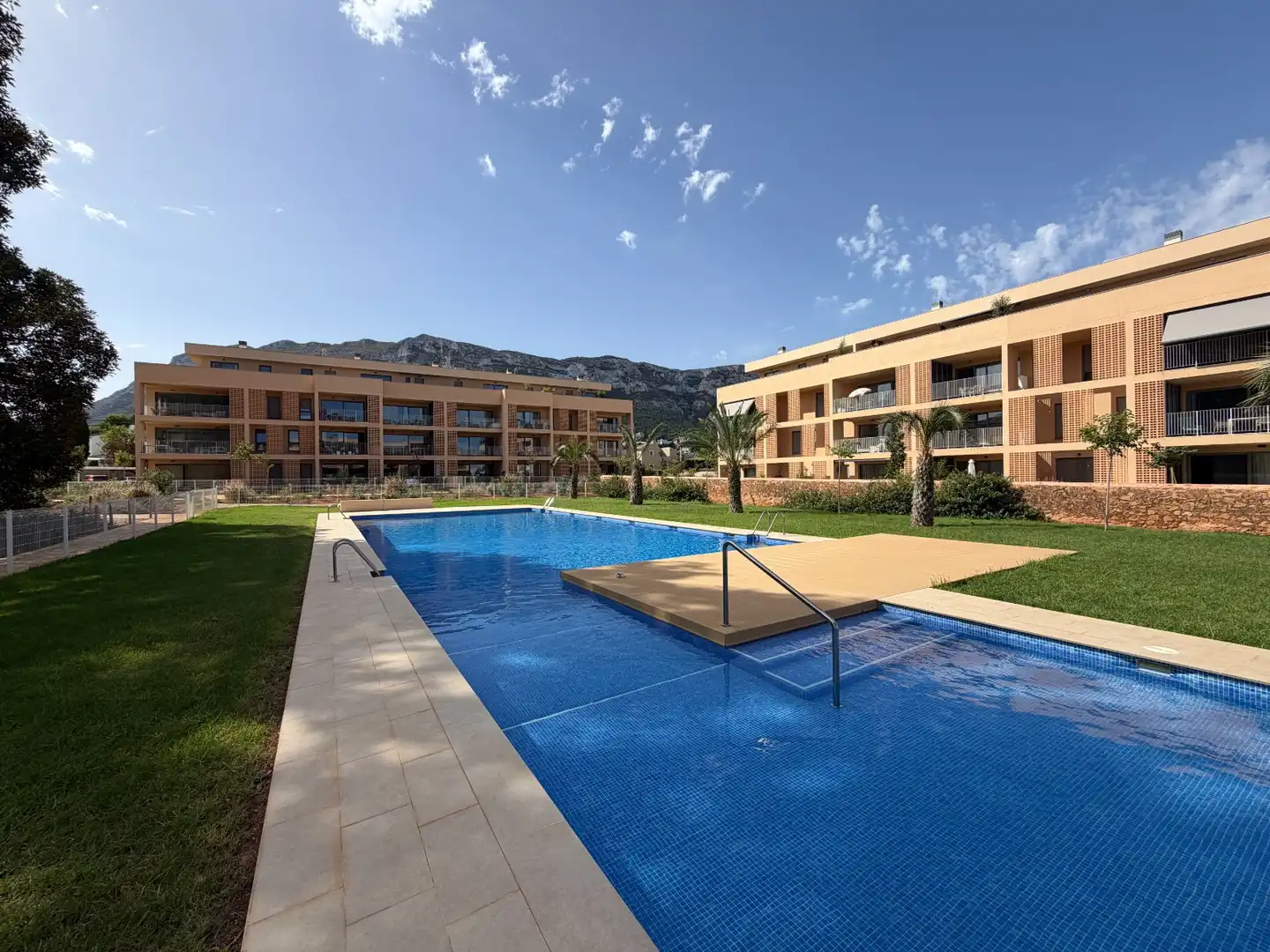 Apartament amb ascensor en venda a Centro Urbano, imagen 2