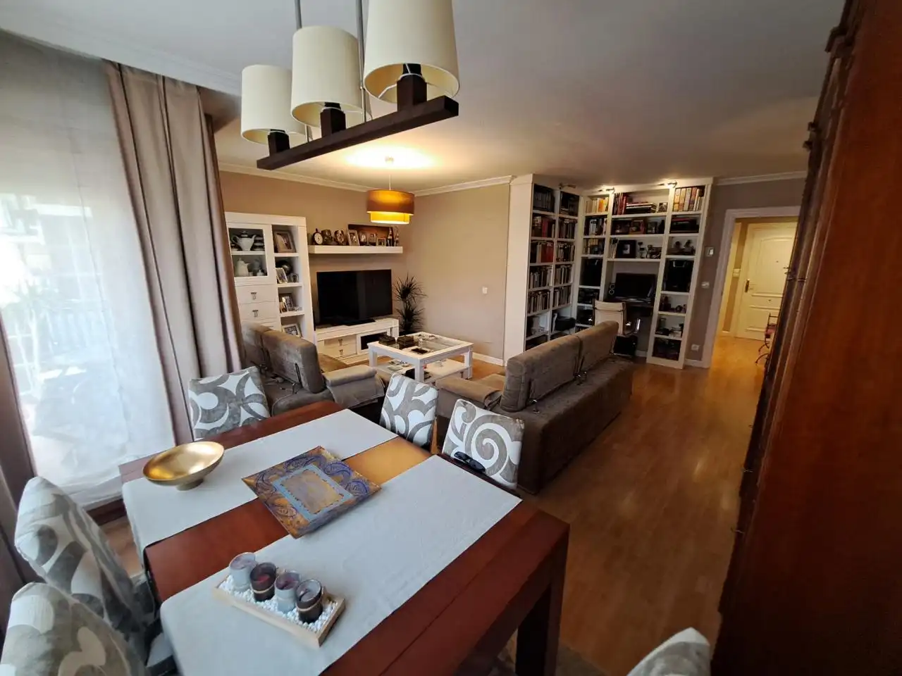 Sala de estar de Piso en venta en Zaragoza con Aire acondicionado, Calefacción y Parquet
