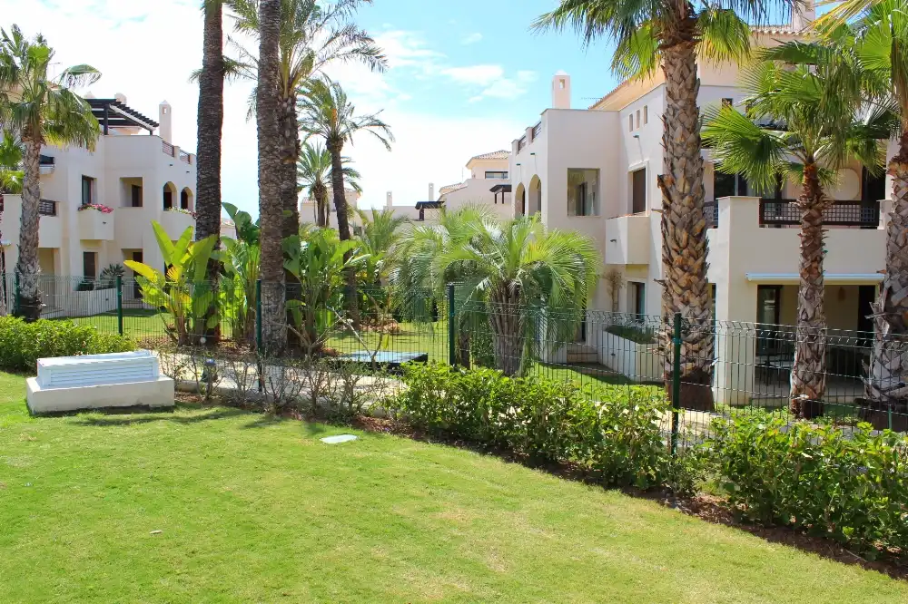 Vista exterior de Apartament en venda en Marbella amb Aire condicionat, Calefacció i Terrassa