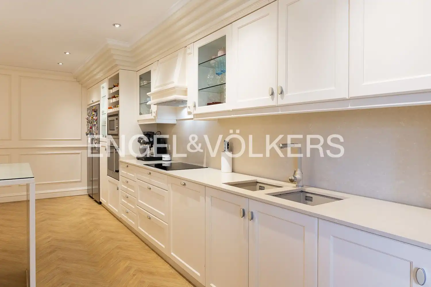 Kitchen of Houses for sale in Valencia  with Air Conditioner, Heating and Terrace
