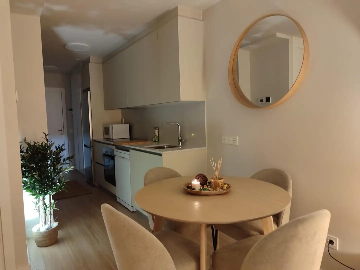 Wohnung zur Miete in Calle Calle General Elorza, Salesas - Foncalada - Campoamor