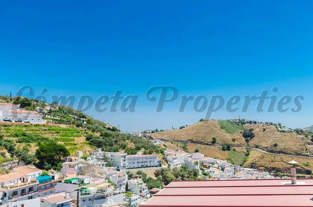 Vista exterior de Casa o chalet en venta en Cómpeta con Terraza, Amueblado y Horno