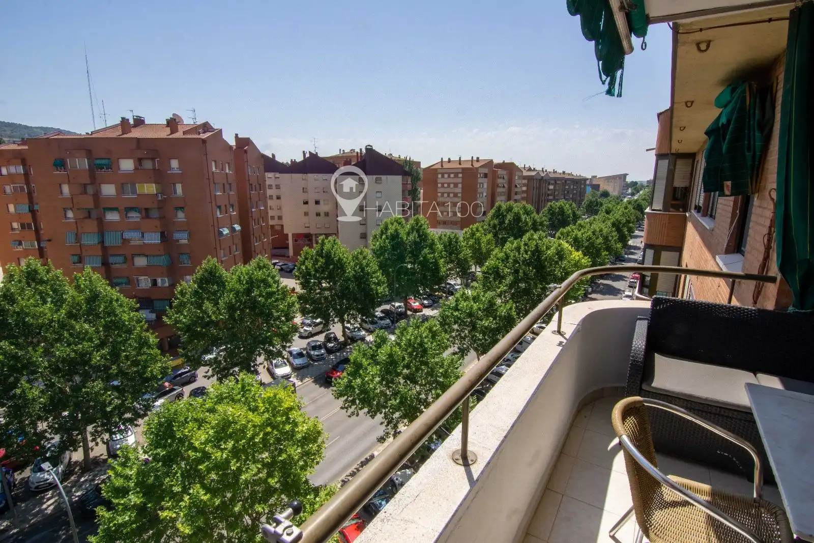 Vista exterior de Pis en venda en Cuenca amb Calefacció, Parquet i Terrassa
