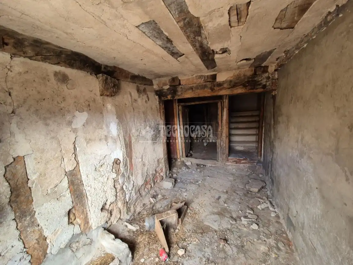 Casa adosada en venta en Estriégana con Calefacción