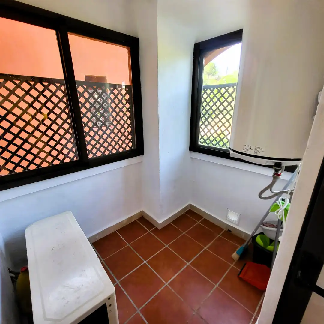 Terrassa de Àtic en venda en Estepona amb Aire condicionat, Terrassa i Traster