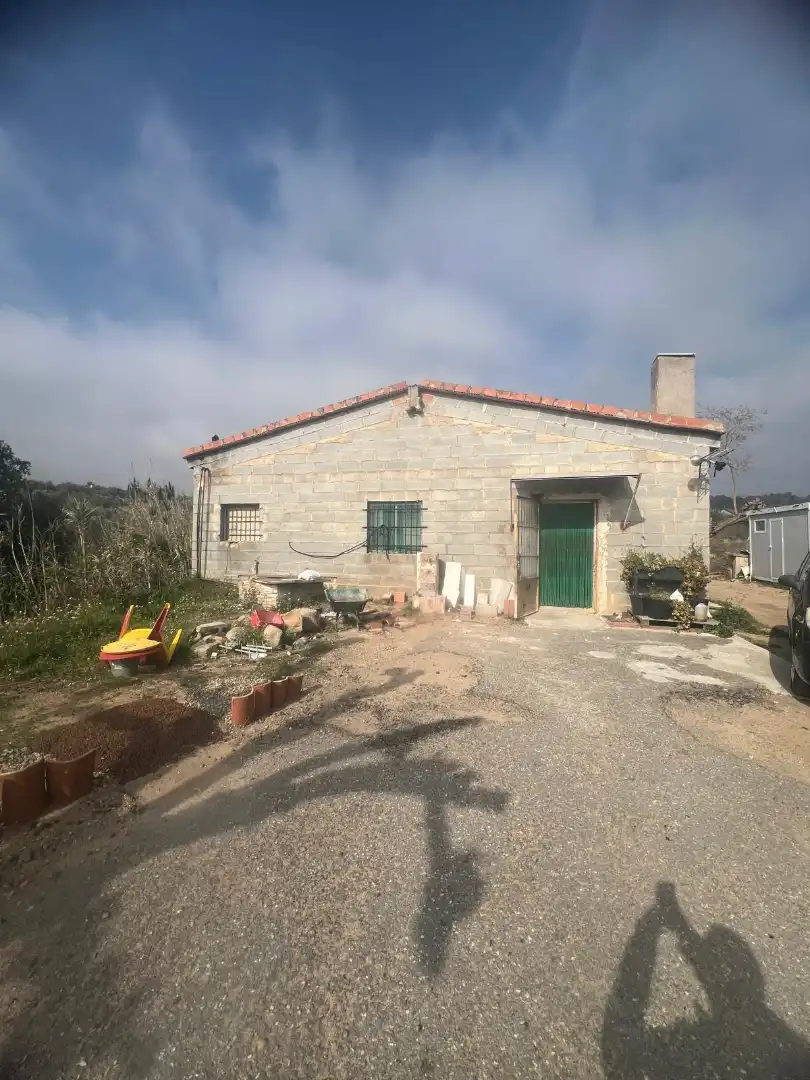 Exterior view of Country homes for sale in Riudoms