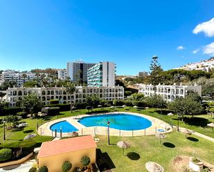 Vista exterior de Pis de lloguer en Benalmádena amb Terrassa, Moblat i Piscina comunitària