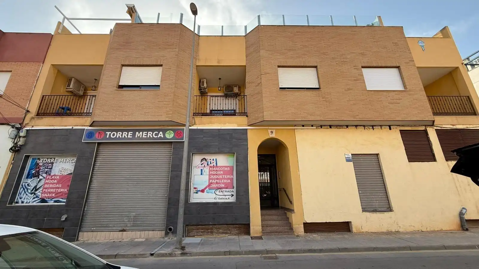 Vista exterior de Pis en venda en Pilar de la Horadada amb Aire condicionat, Terrassa i Moblat