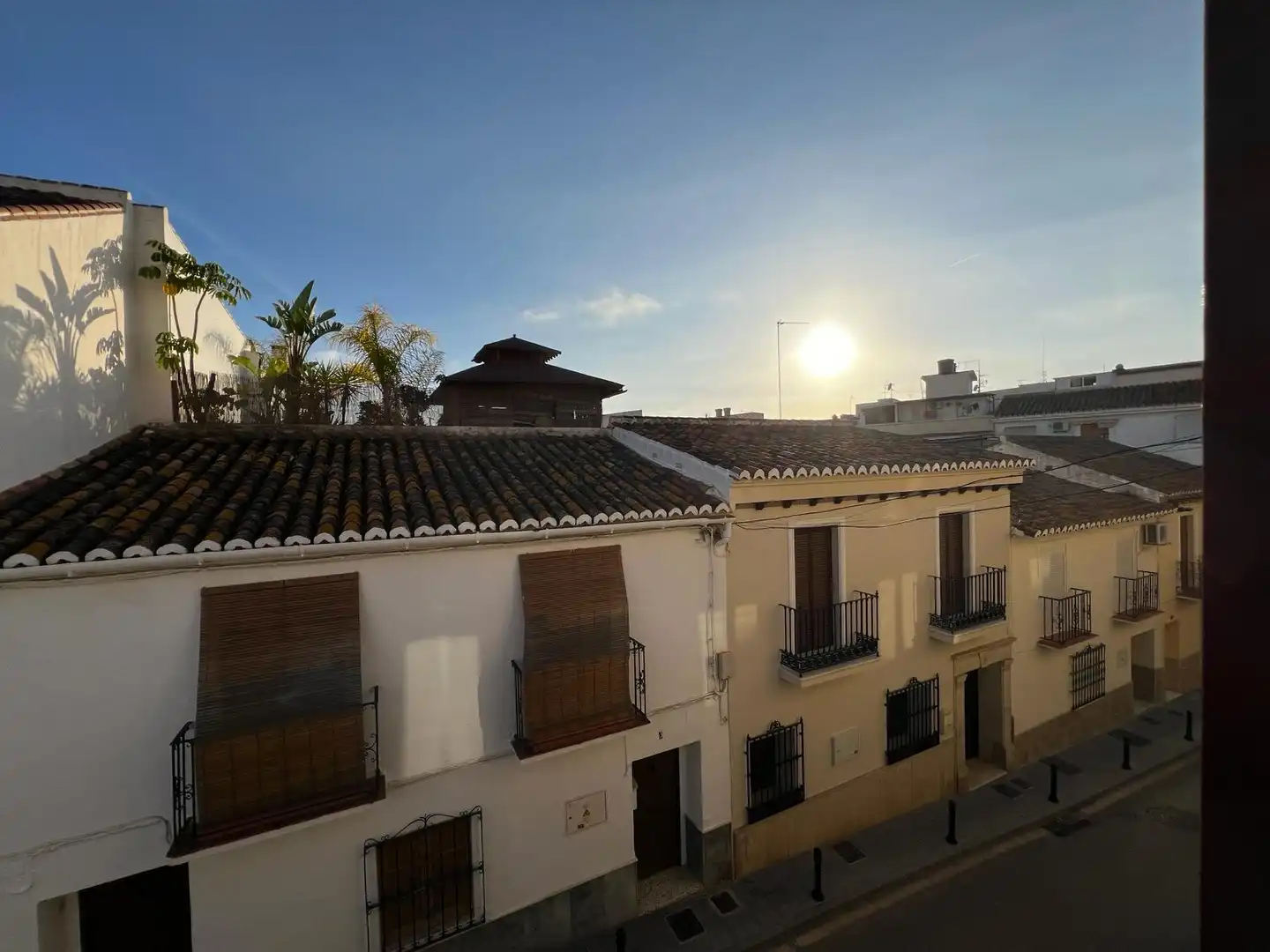 Vista exterior de Casa adosada en venda en Vélez-Málaga amb Aire condicionat i Terrassa