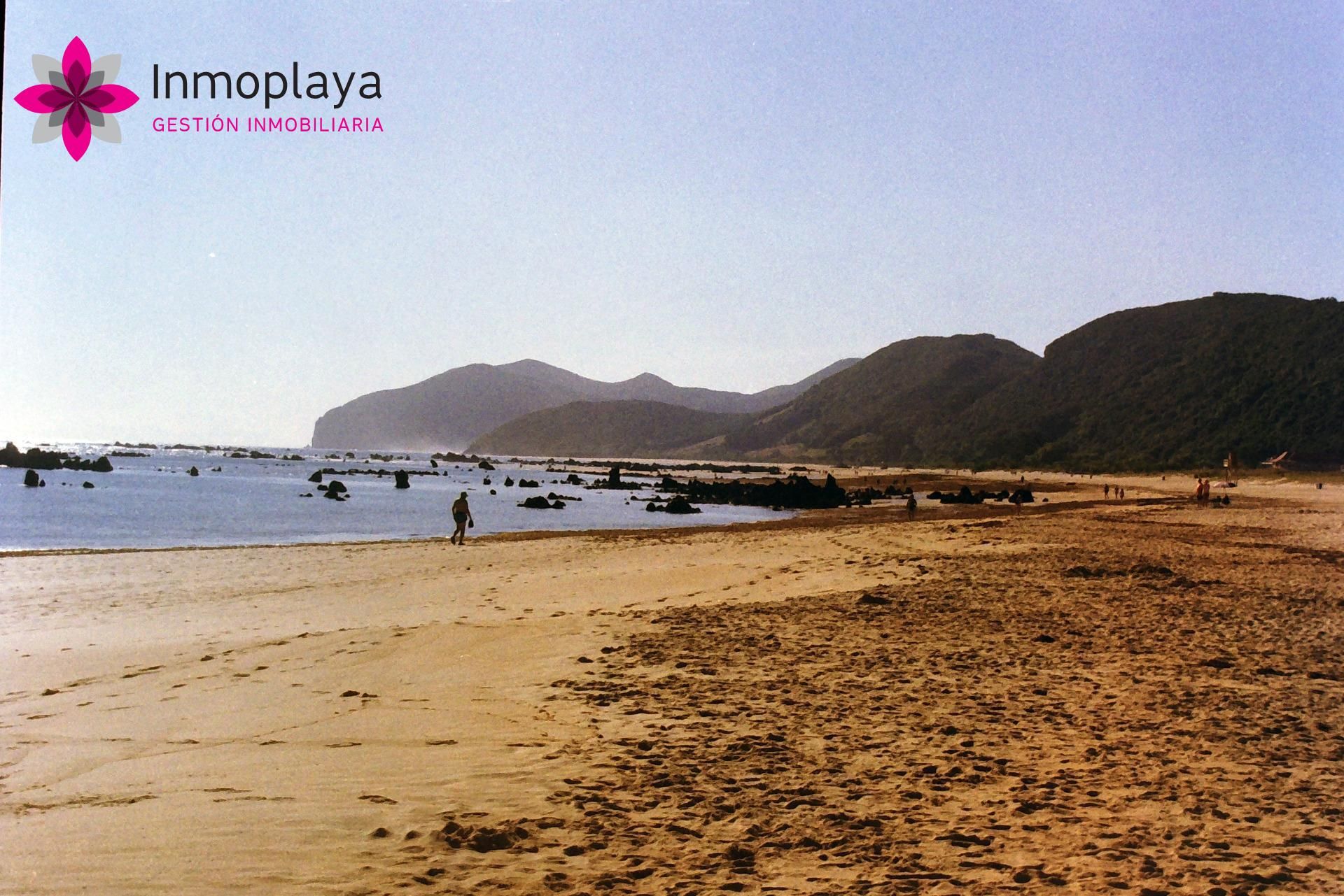 Vista exterior de Planta baixa en venda en Noja amb Calefacció i Piscina comunitària