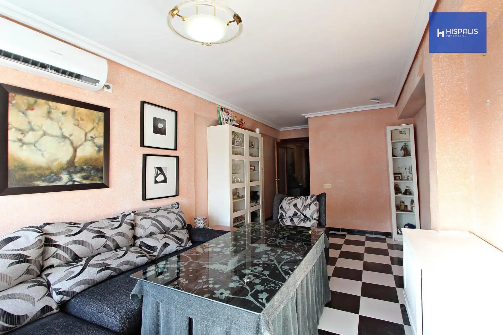 Living room of Flat for sale in Sevilla  with Air Conditioner